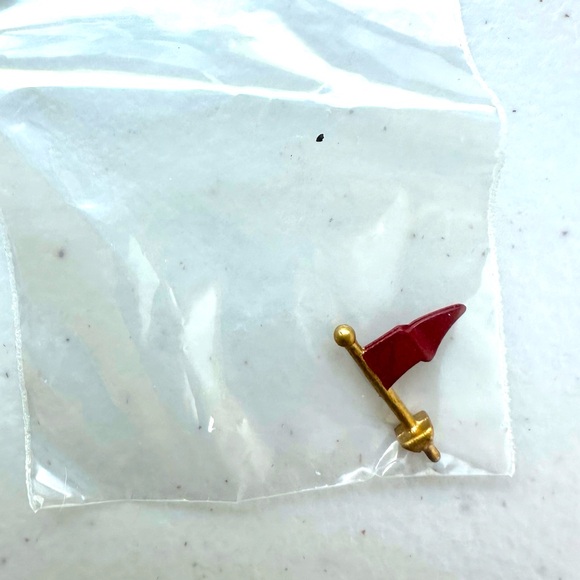 Dept 56 “Tavern in the Park Restaurant” Retired 2004, Excellent Condition, NWOT - Picture 5 of 5